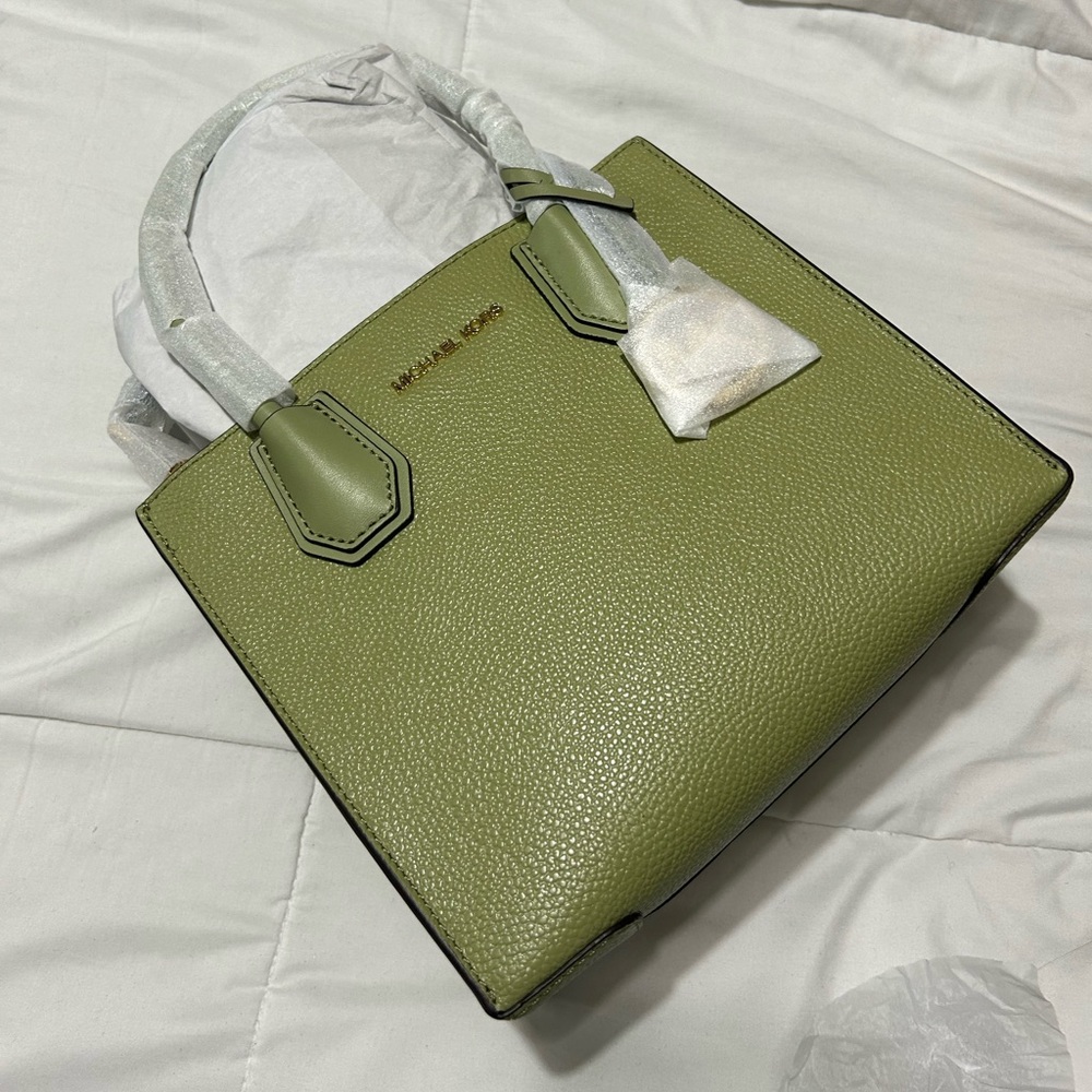 Michael Kors Mercer Medium Pebbled Leather Crossbody Bag Light Sage